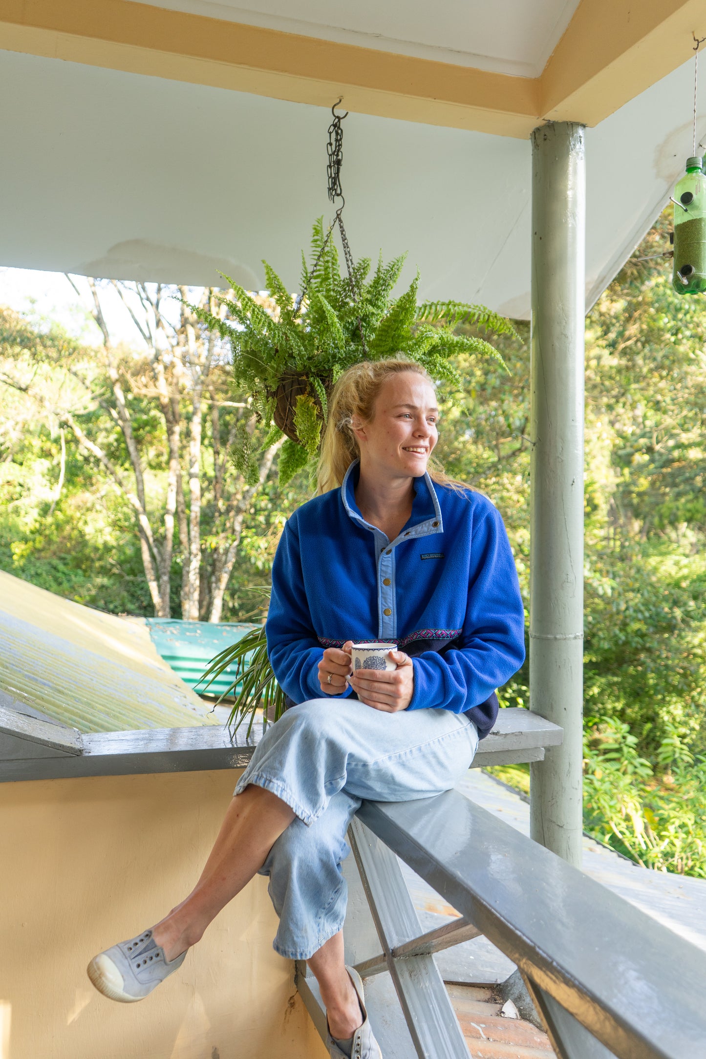 Surfer girl outfit. Nacy and blue fleece