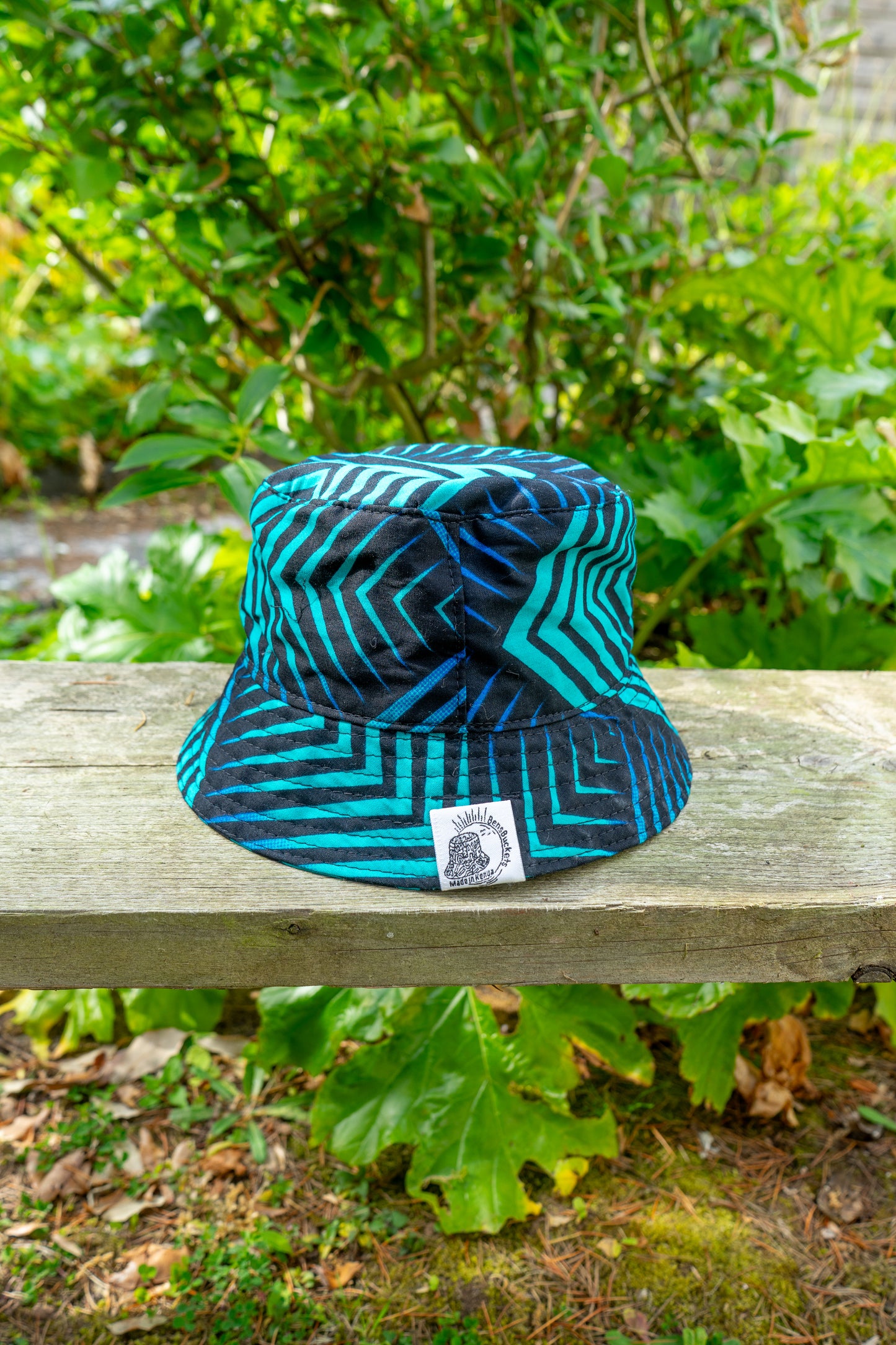 Green Arrows Bucket Hat